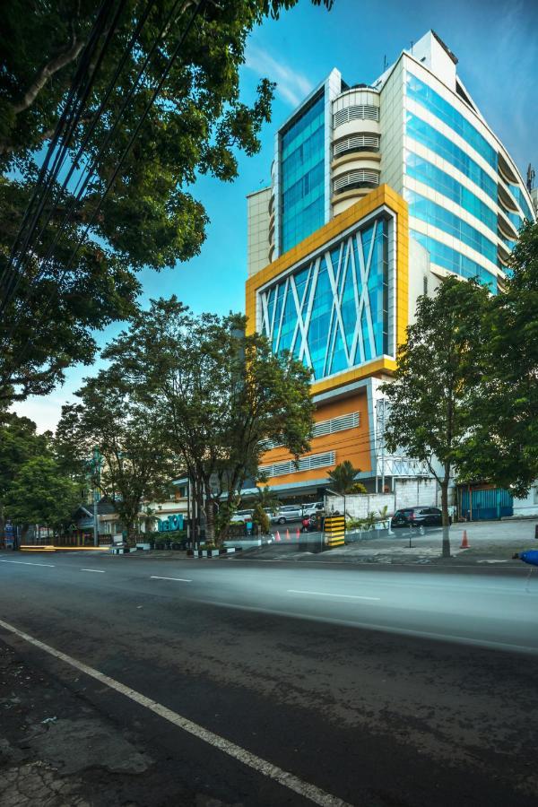 The 1O1 Malang Oj Hotel Exterior foto