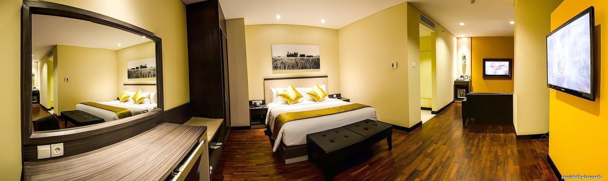 The 1O1 Malang Oj Hotel Exterior foto